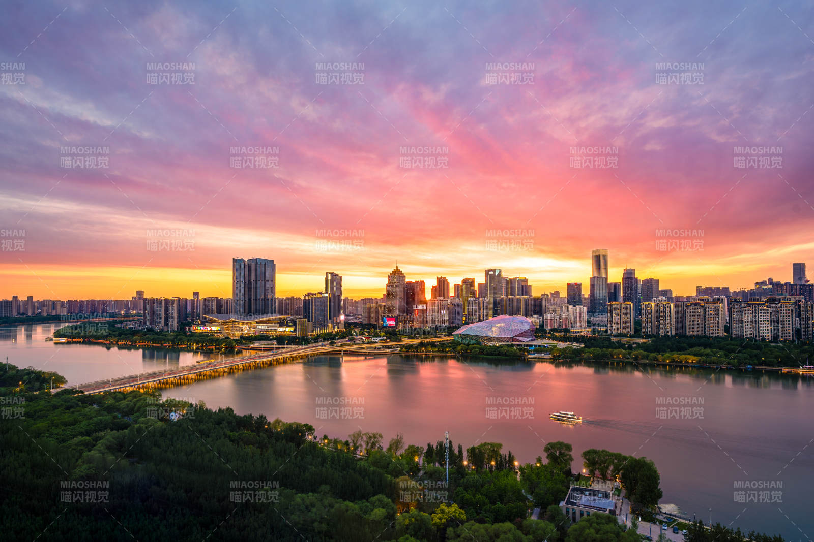 沈陽盛京大劇院五里河CBD