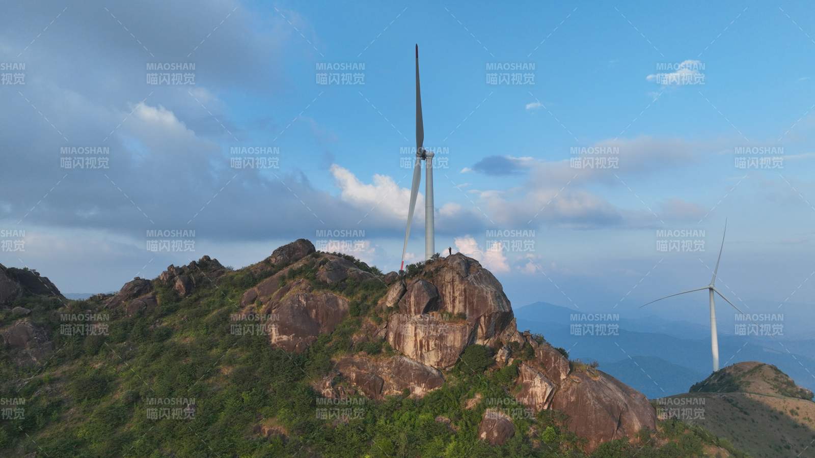 項山甑山頂風力發電機