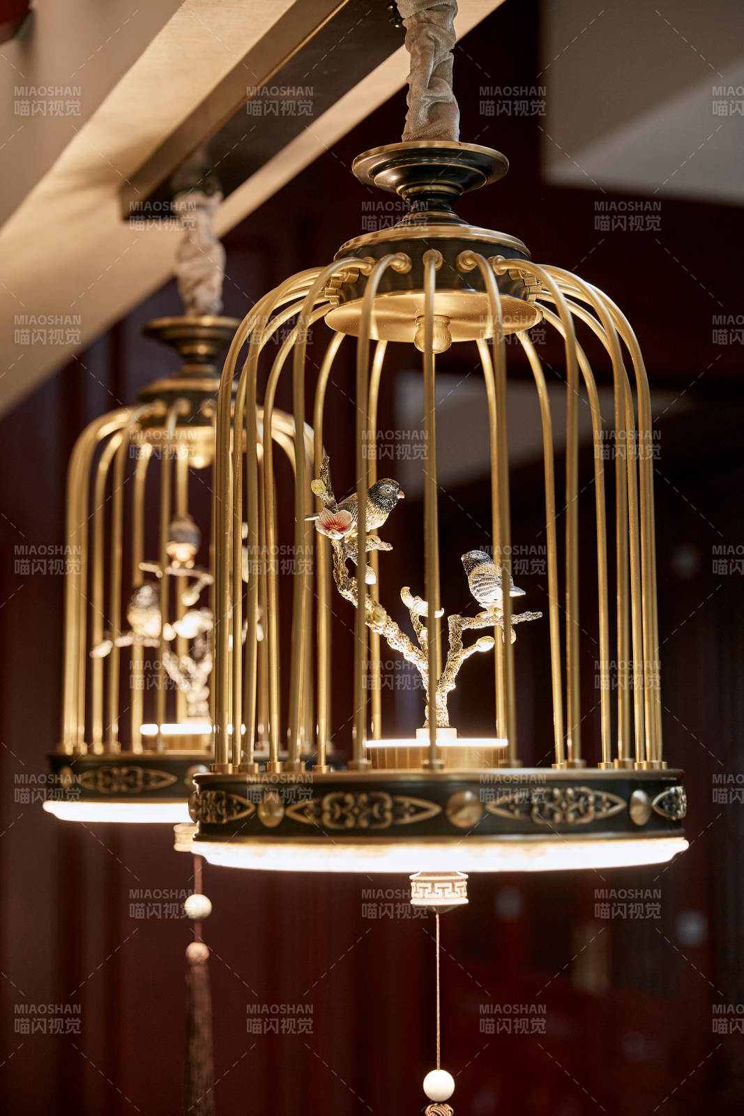 金色鳥籠吊燈裝飾藝術