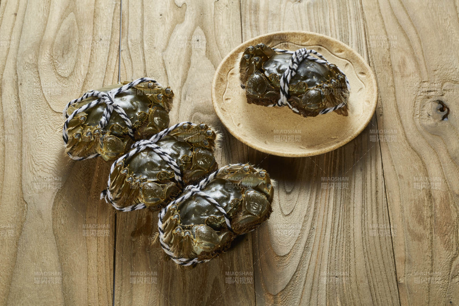 新鲜螃蟹 美味佳肴