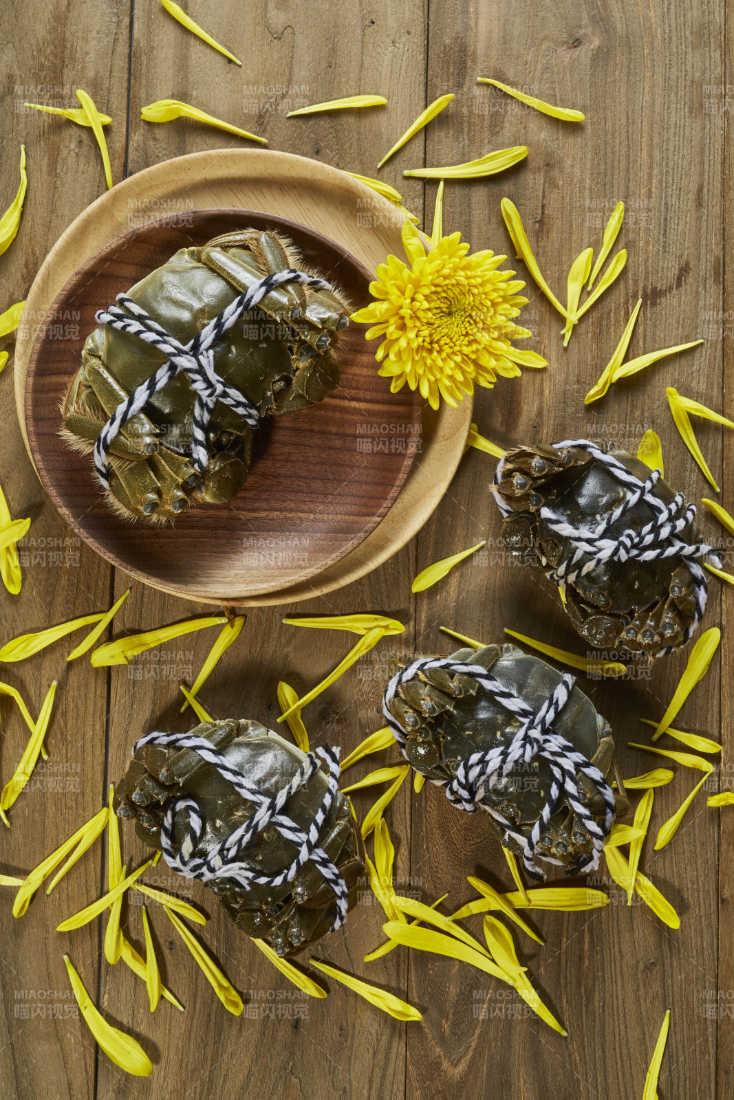 秋日蟹宴 菊香四溢