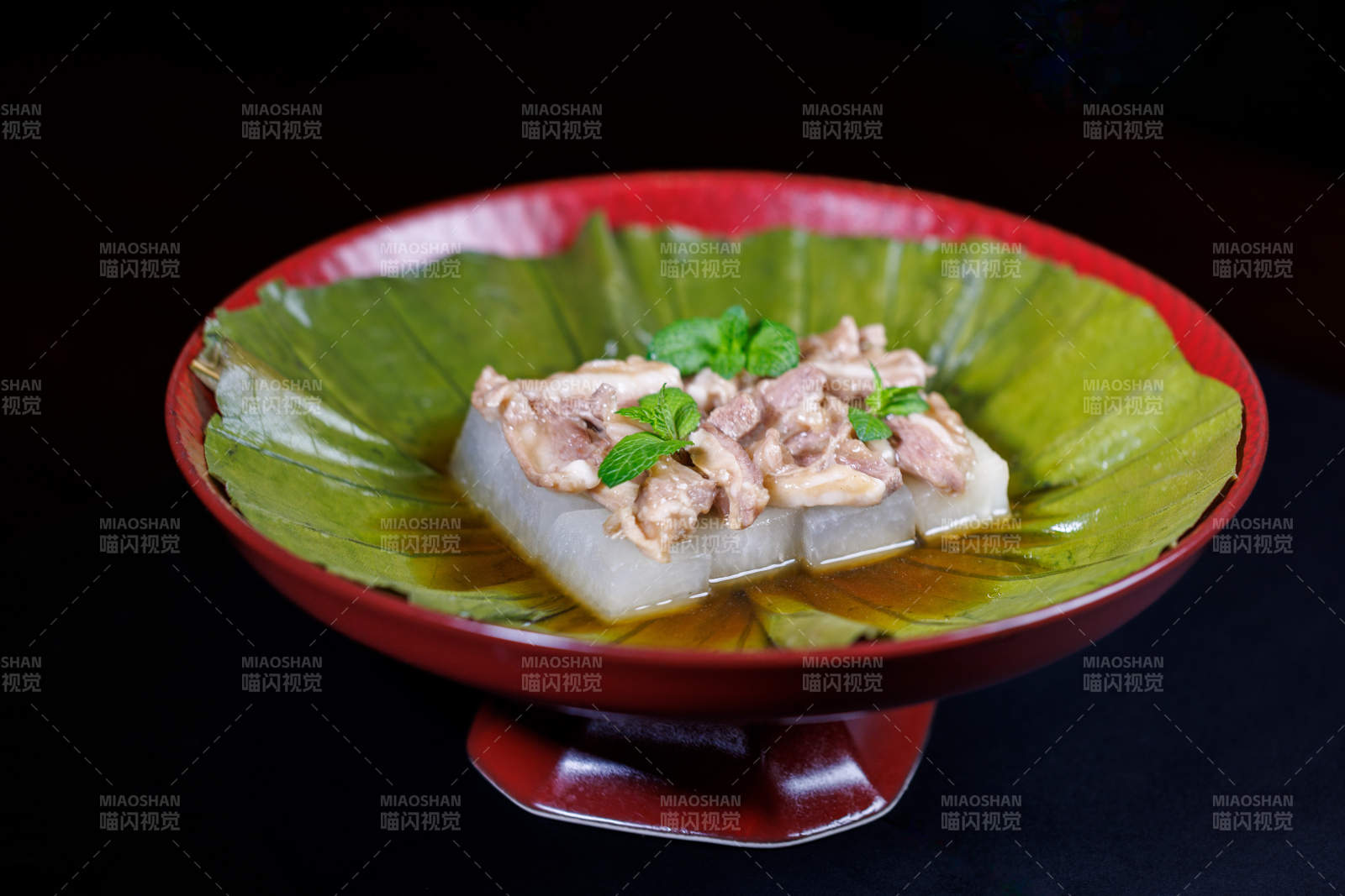 蓮葉蒸肉餅