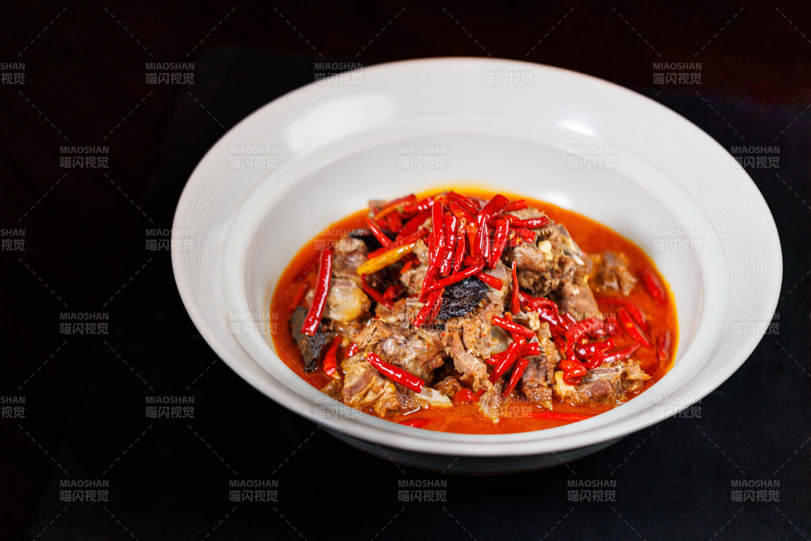 麻辣牛肉火鍋