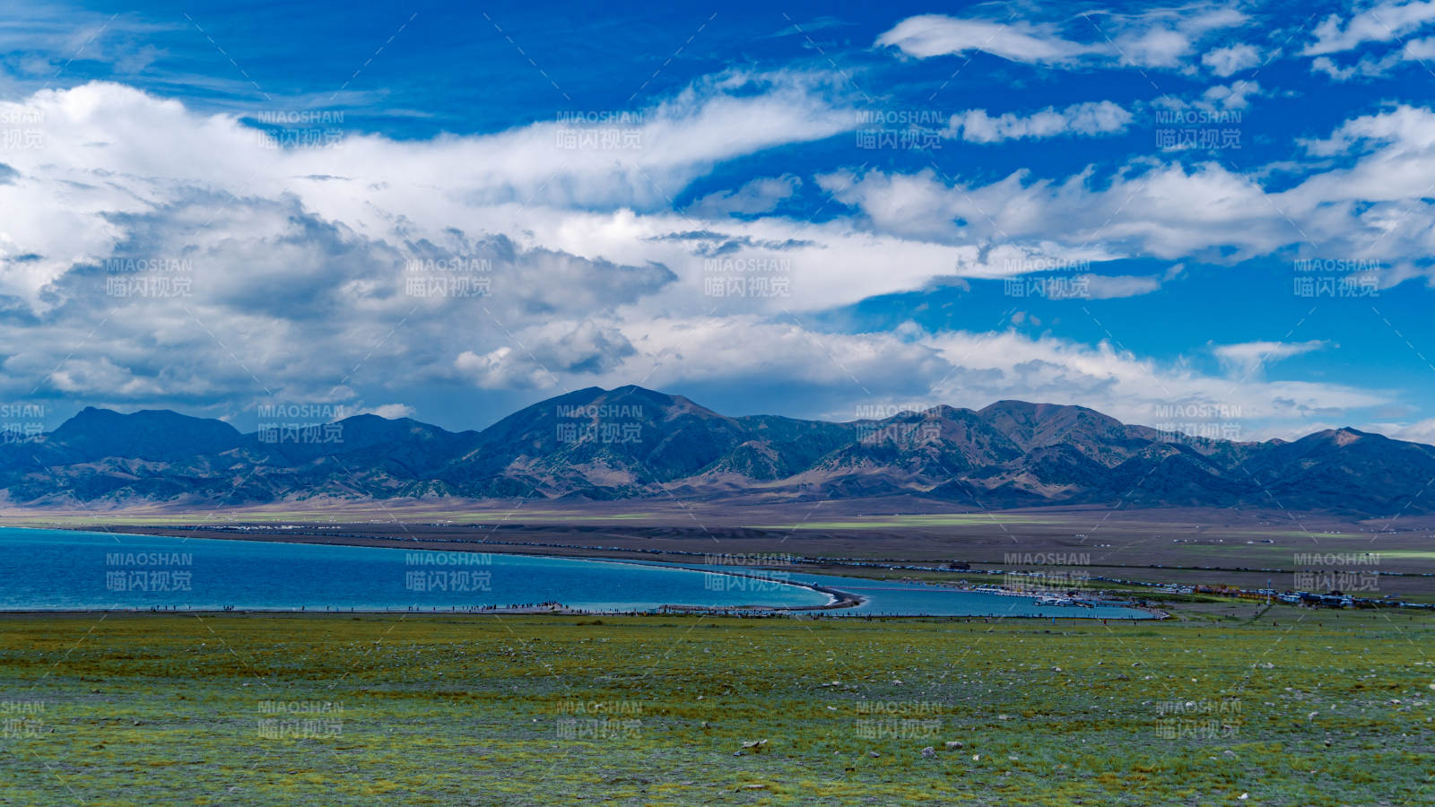 賽里木湖全景