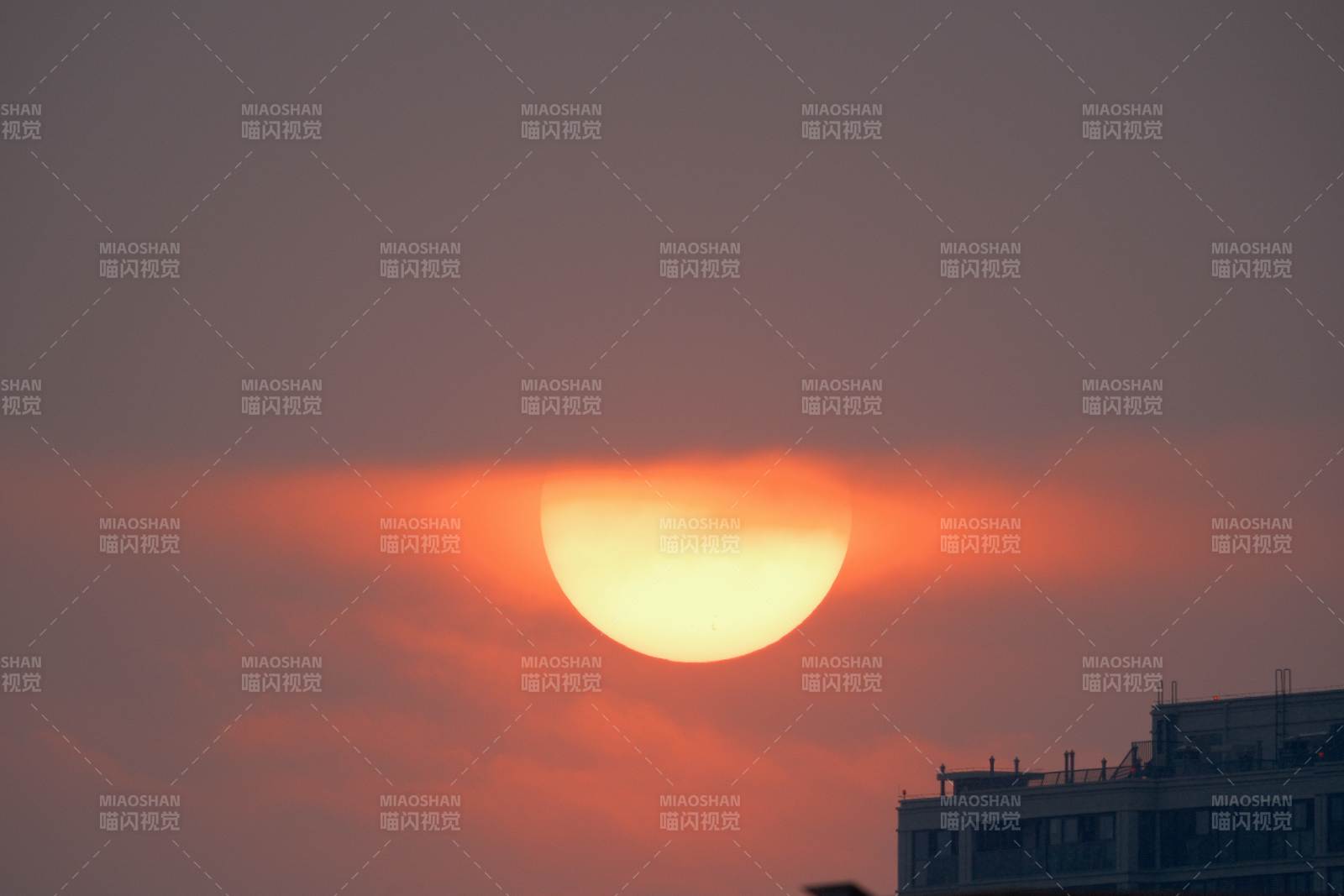 夕陽(yáng)西下 城市剪影