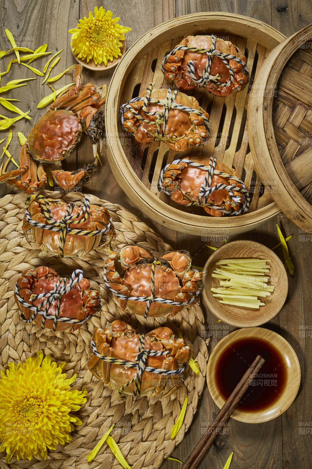 蒸螃蟹與姜醋蘸料