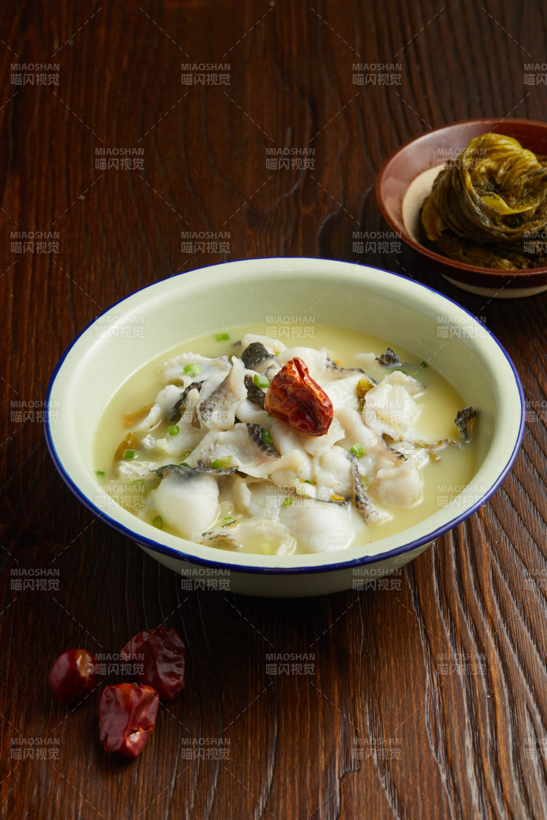酸菜魚片湯