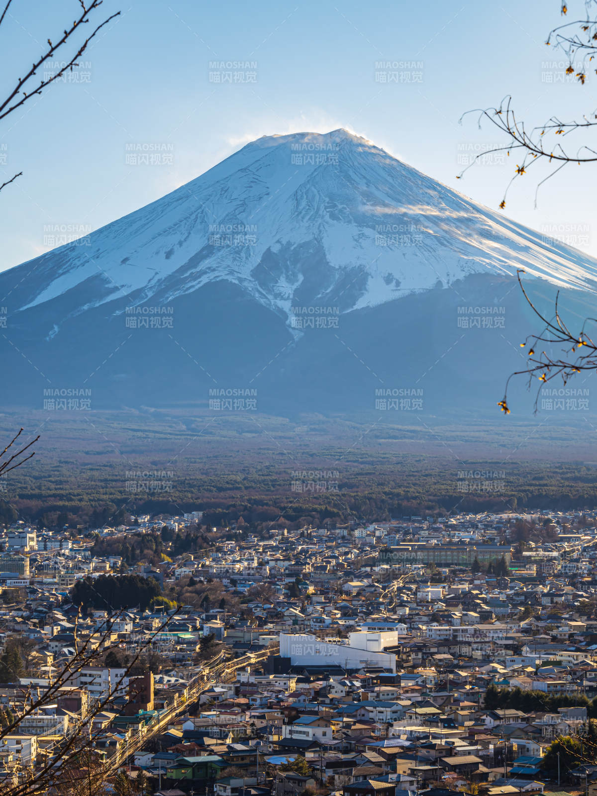 富士山下的寧靜小鎮