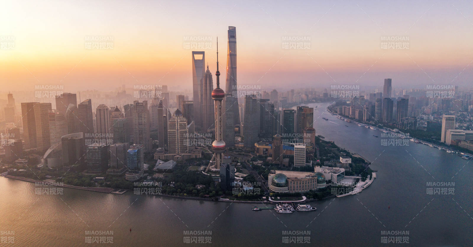 上海陸家嘴晨曦美景