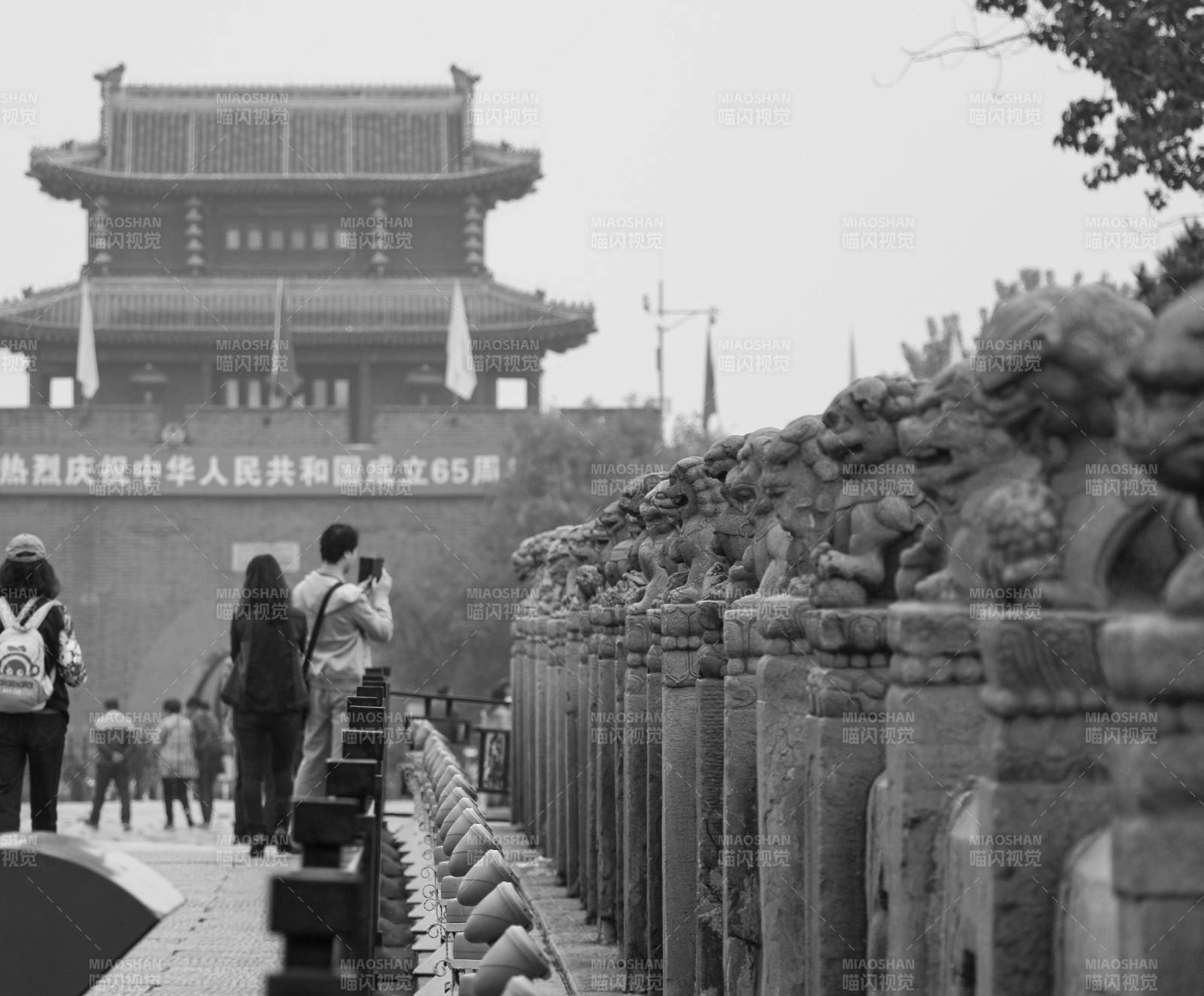 北京盧溝橋與城樓遠景