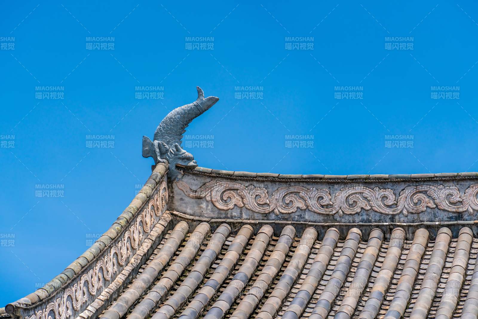 古建筑屋脊裝飾特寫