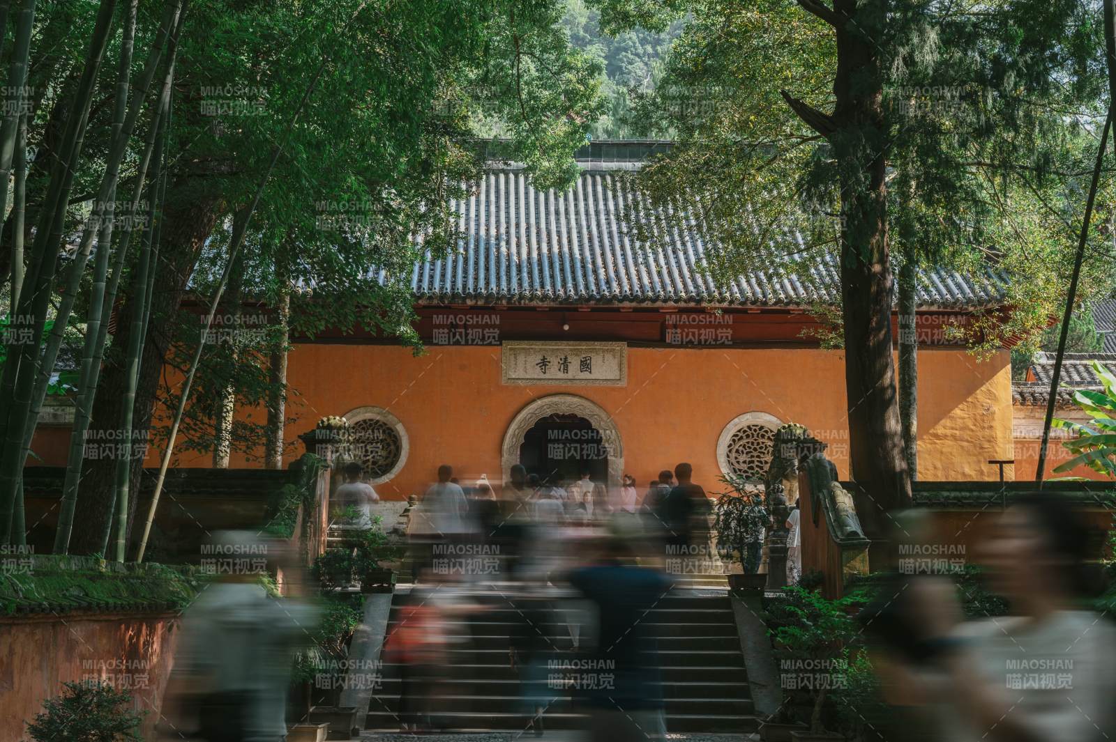 國(guó)清寺古寺幽徑 人影匆匆