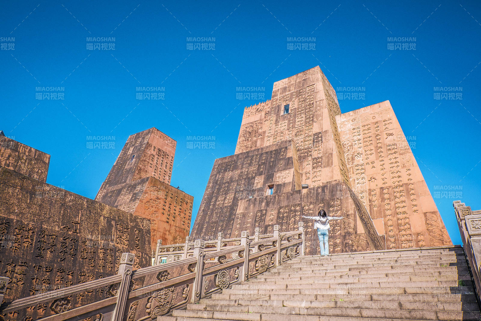 貴州海坪彝族風(fēng)情小鎮(zhèn)
