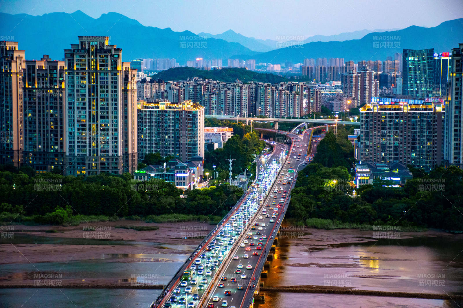橘園洲大橋