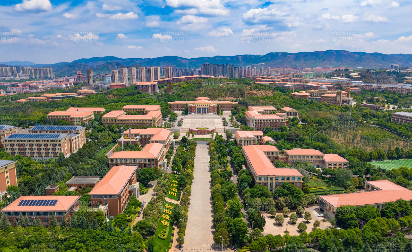 云南大學航拍校園風光