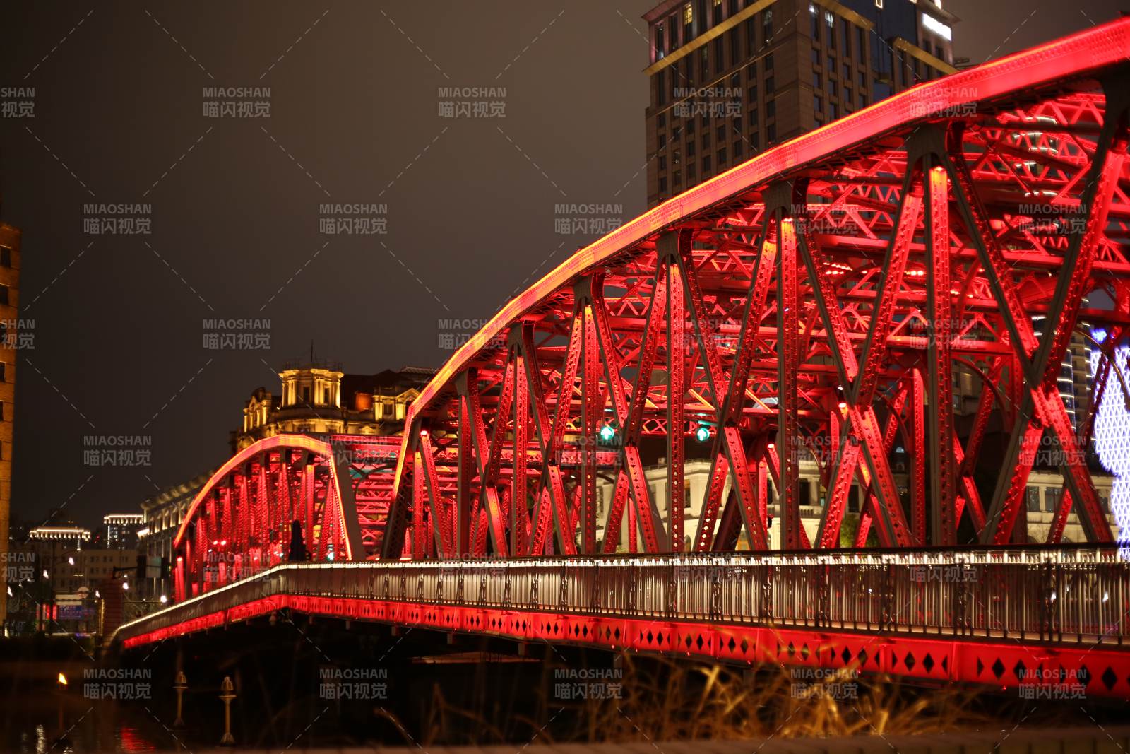 夜色上海外白渡橋