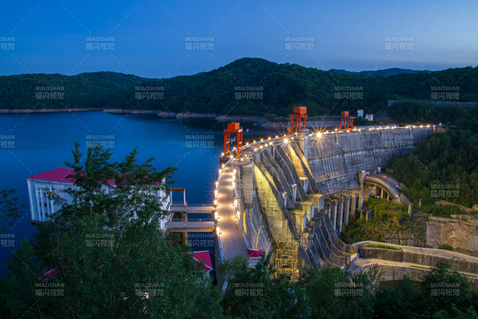 吉林市白山水電站大壩