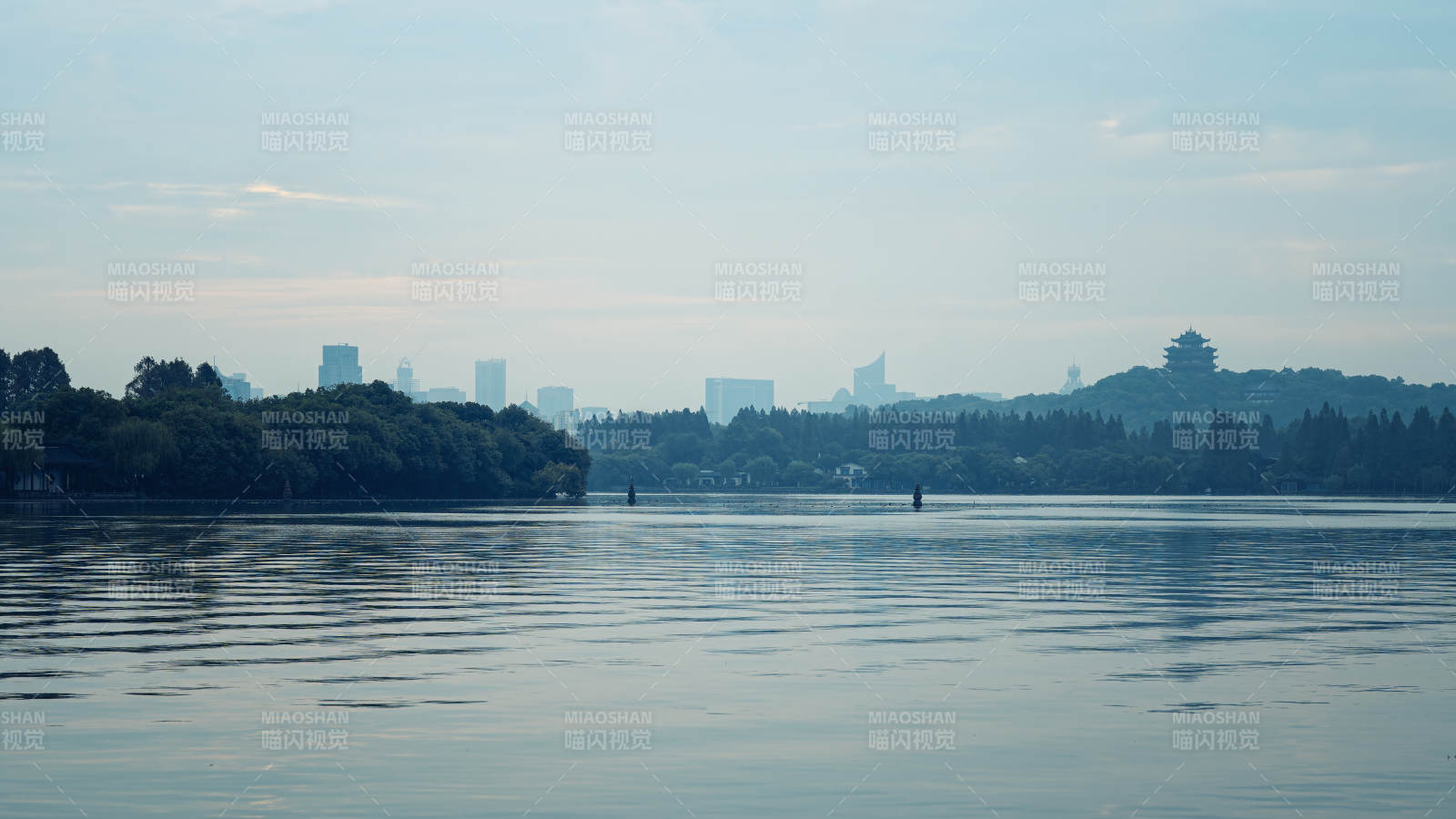 西湖晨景 靜謐如畫