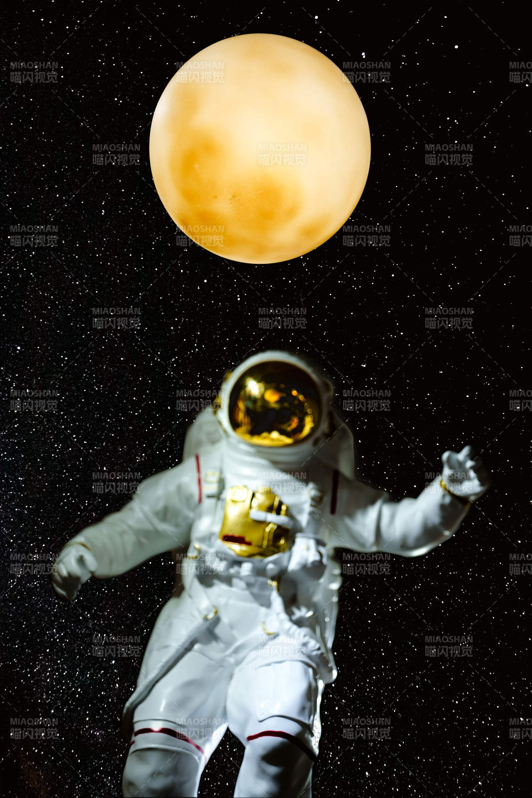 太空漫步 觸摸星辰