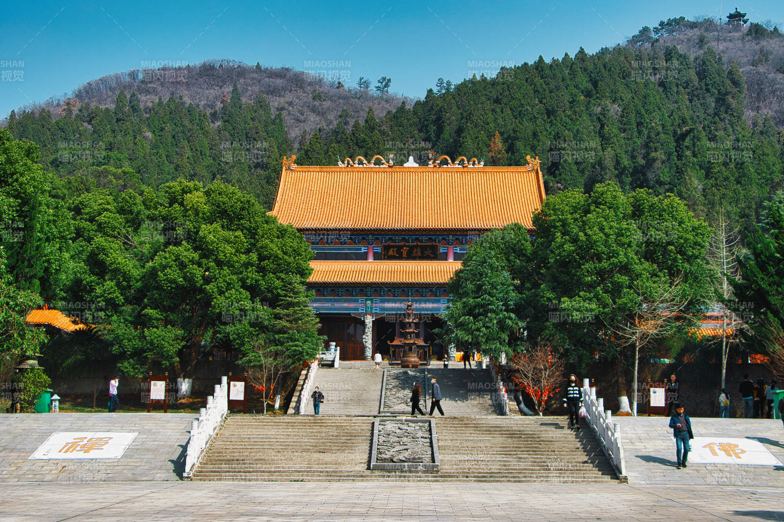 山間古寺 寧靜莊嚴