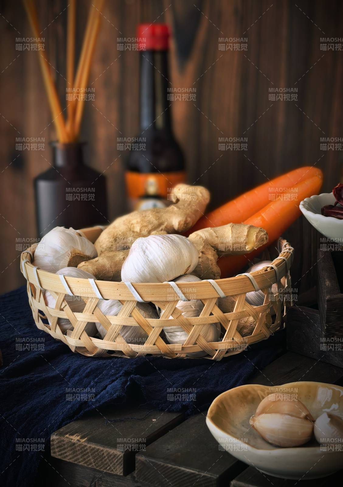 廚房食材籃子靜物圖