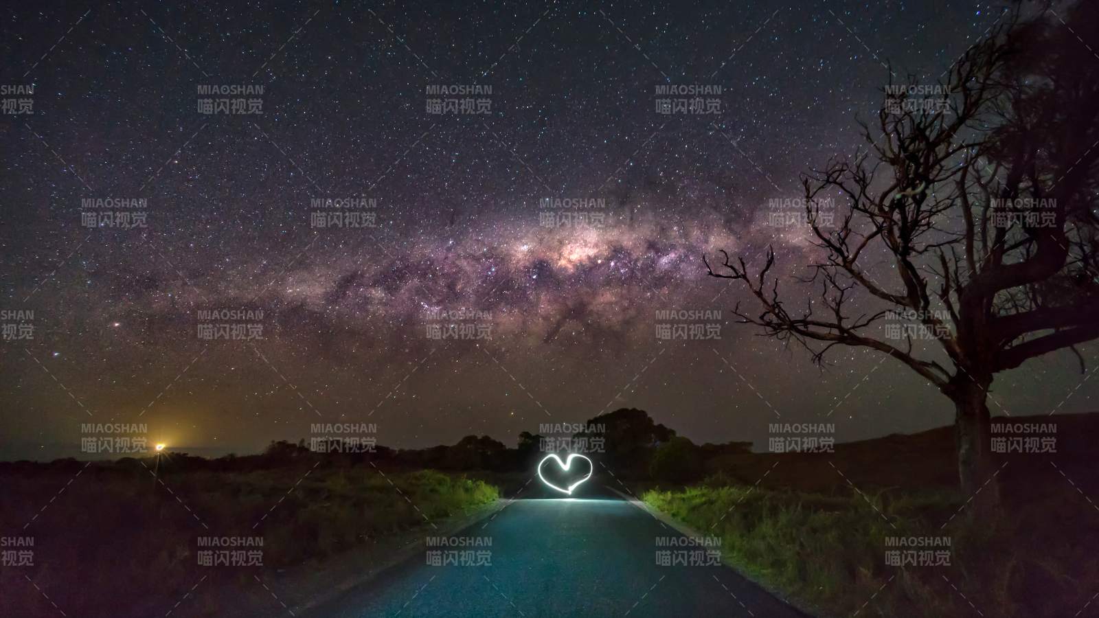 星河夜路心形光