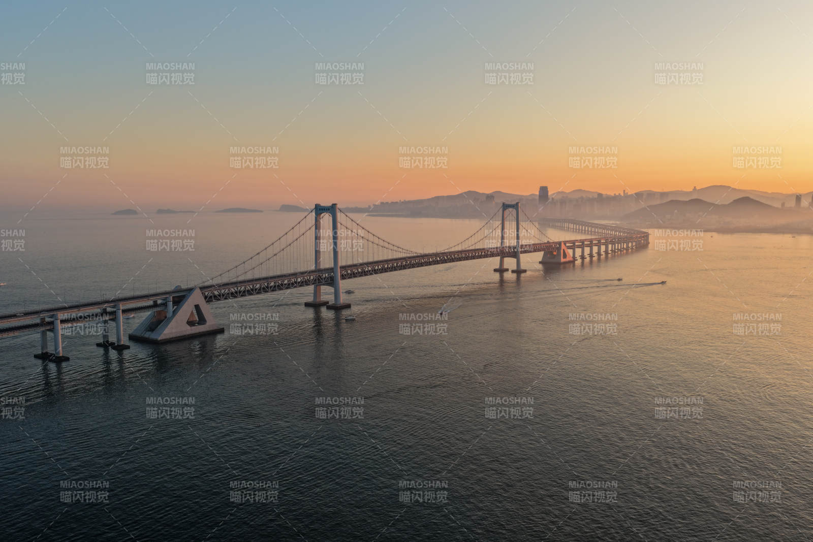 跨海大橋夕陽美景