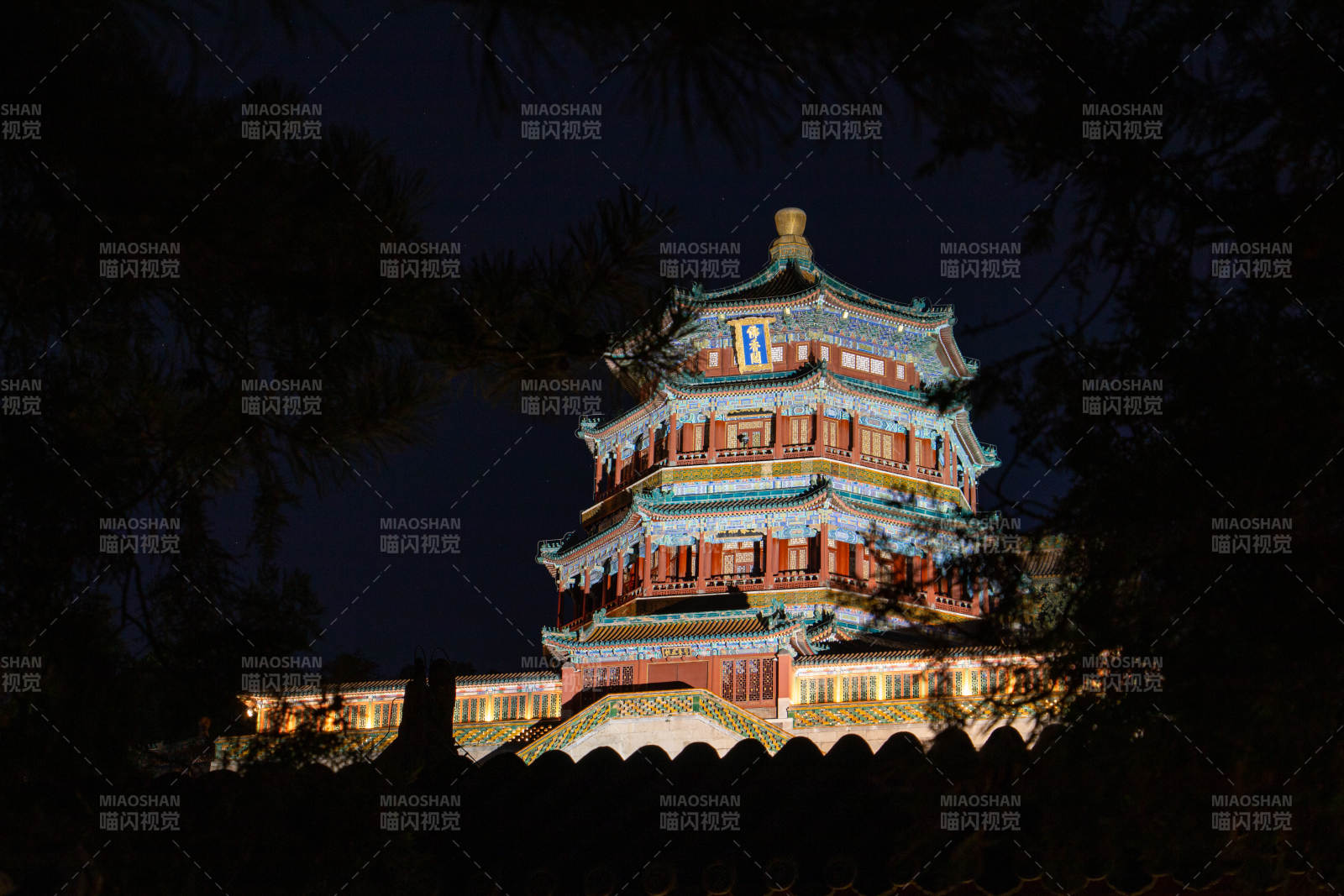 夜景中的頤和園佛香閣