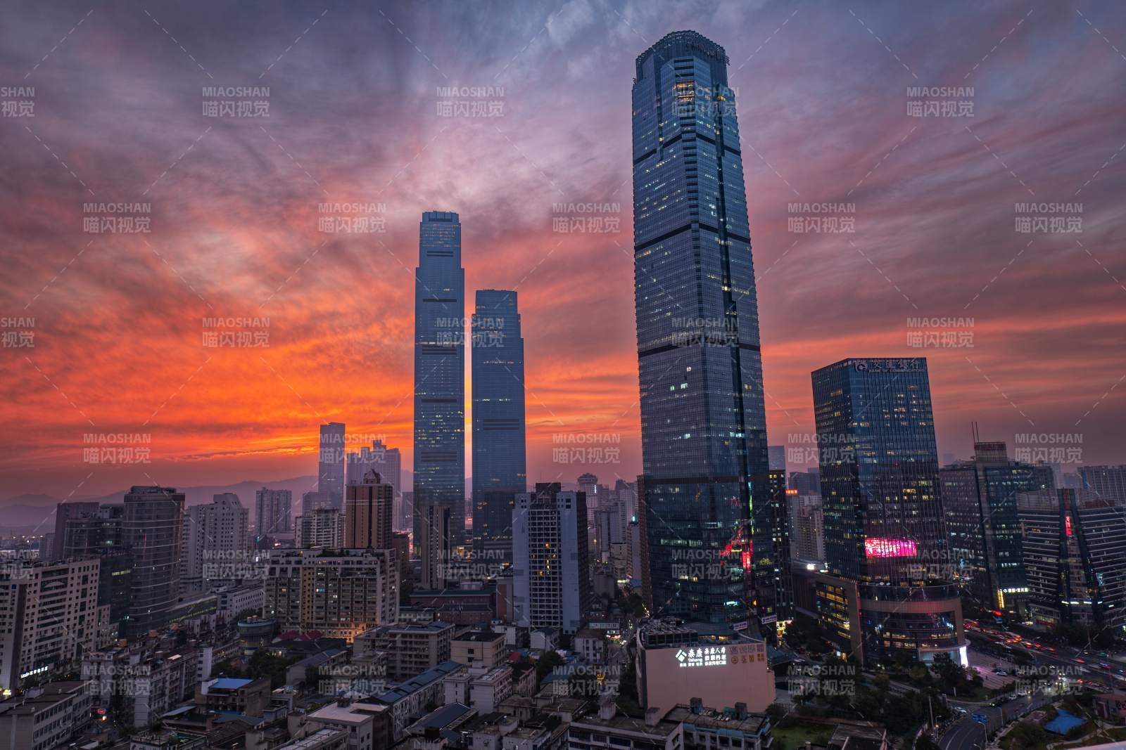 長沙的三件套在夕陽下