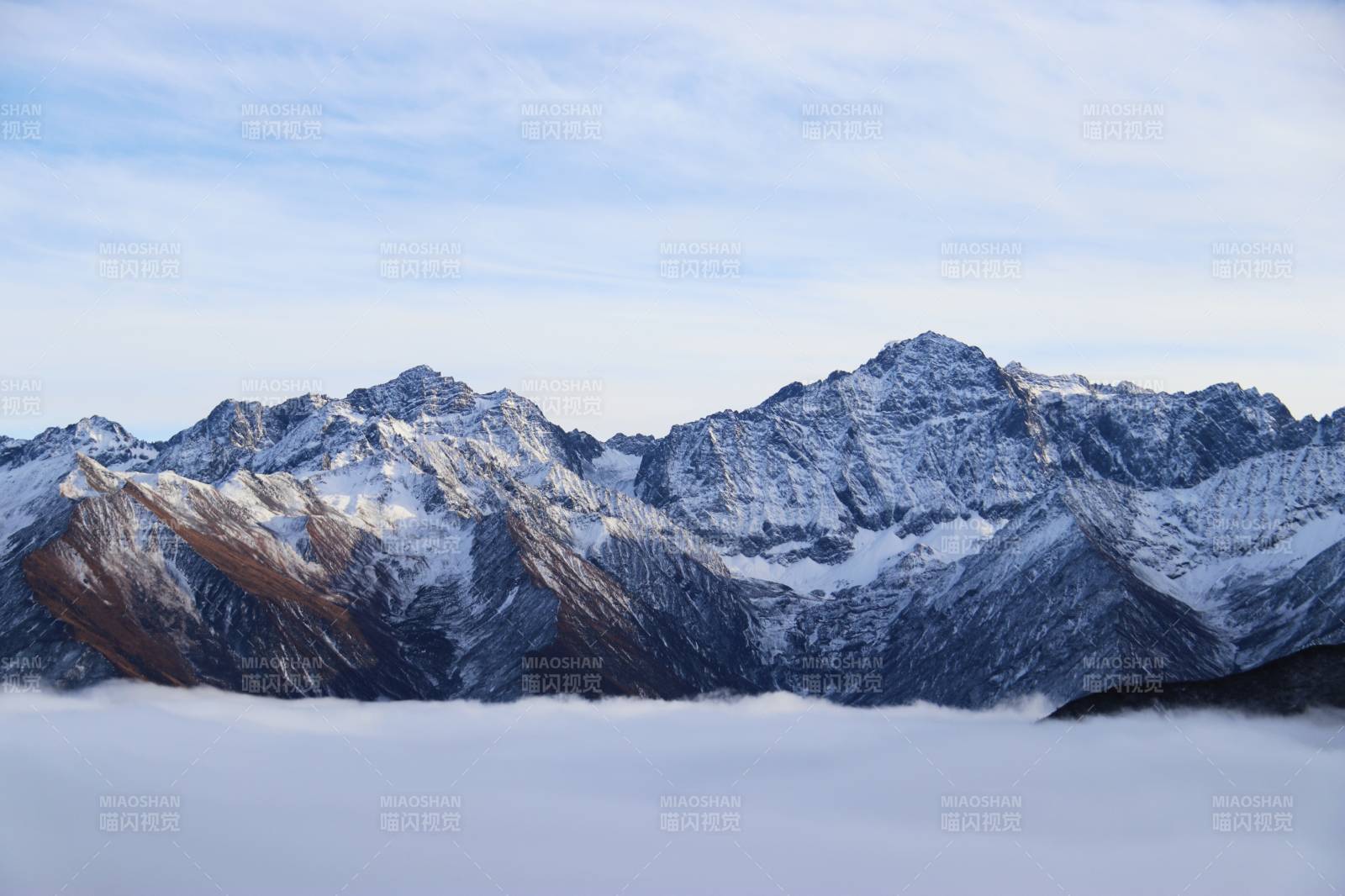 川西 雪山云海