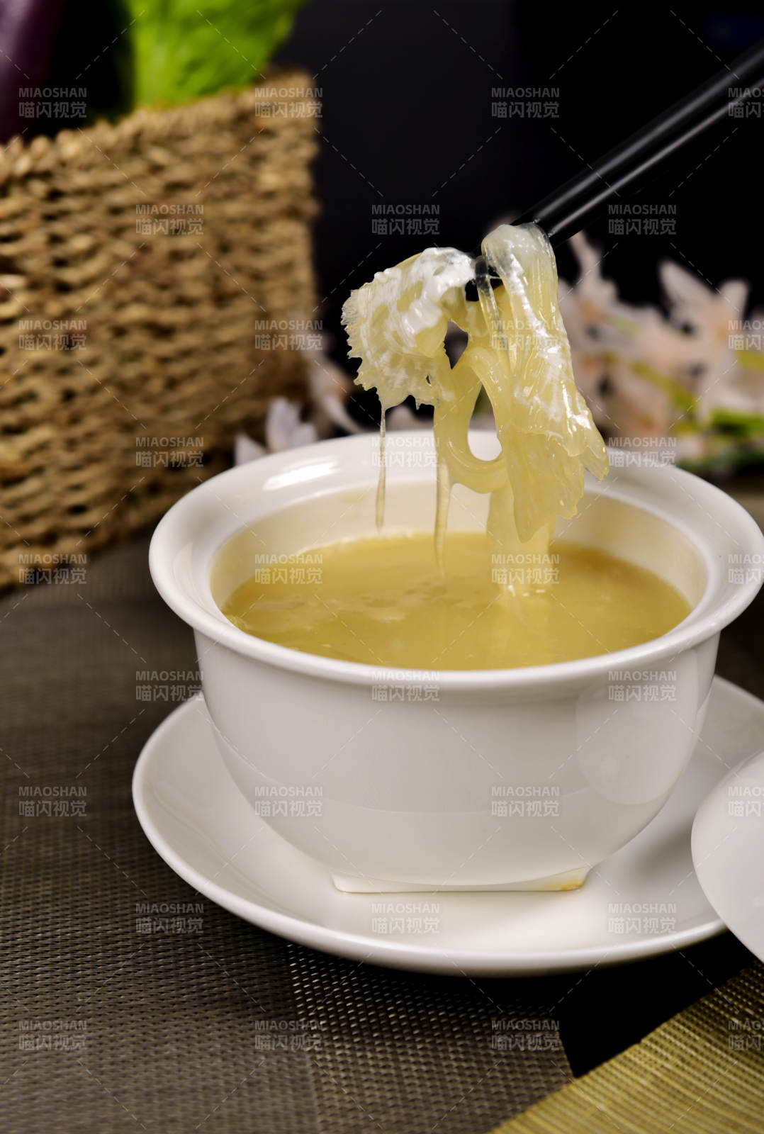 魚翅燉湯 滋補佳品