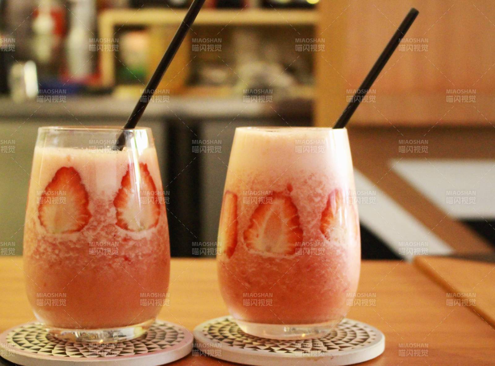 草莓冰沙飲品