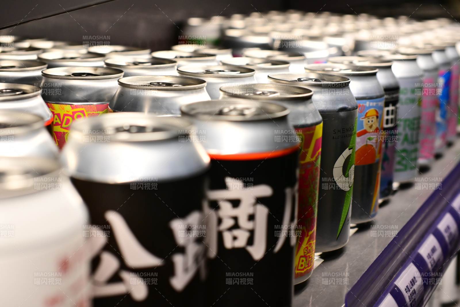 飲料罐陳列展示圖