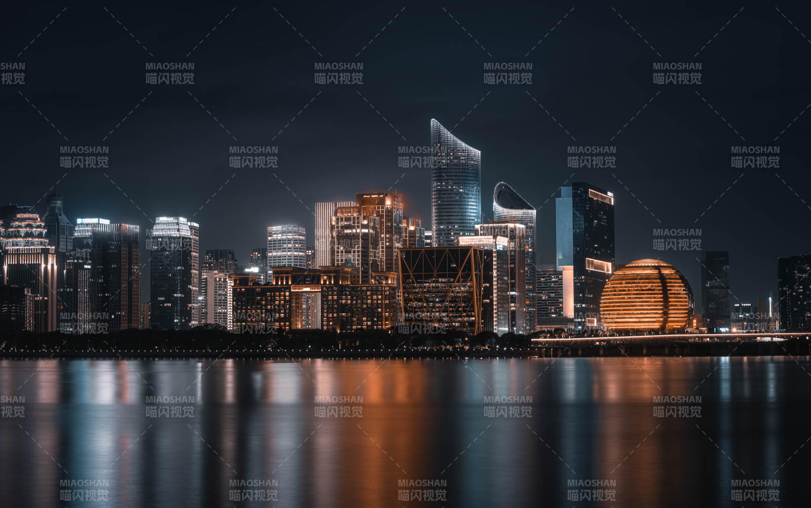 夜幕下的錢江新城夜景