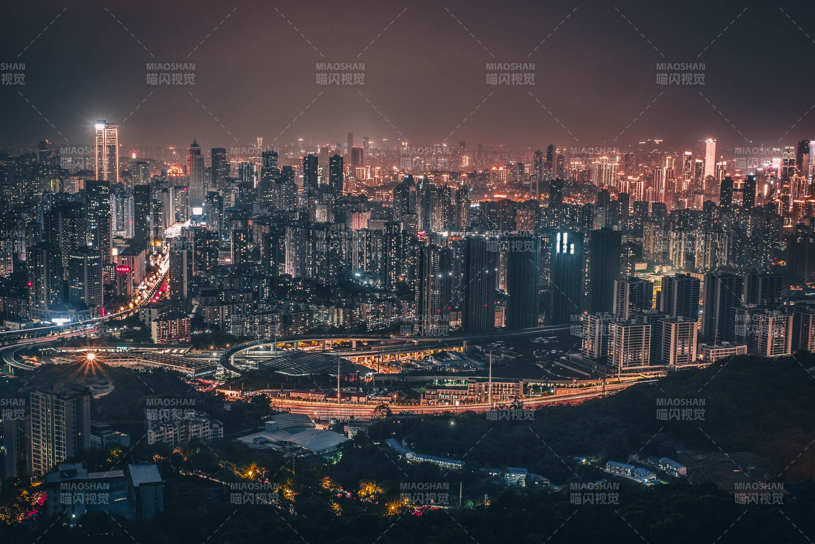 重慶夜景（拍攝于壹華里夜景公園）