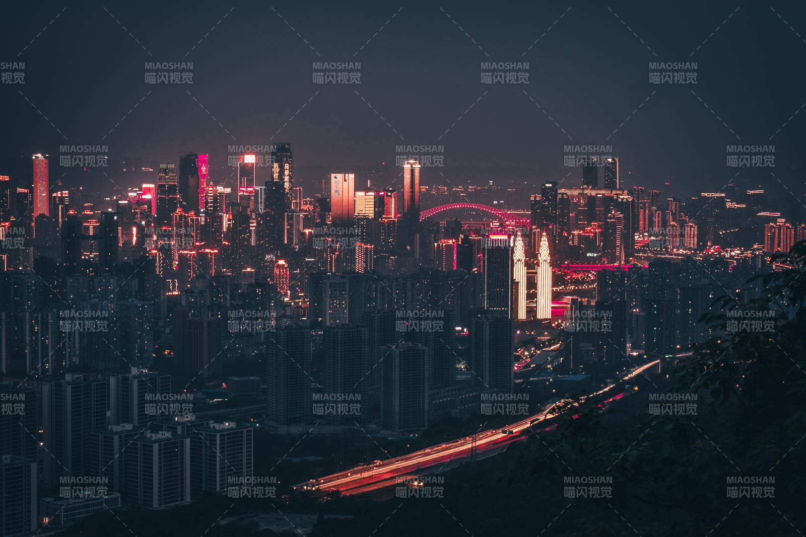 重慶夜景（拍攝于壹華里夜景公園）
