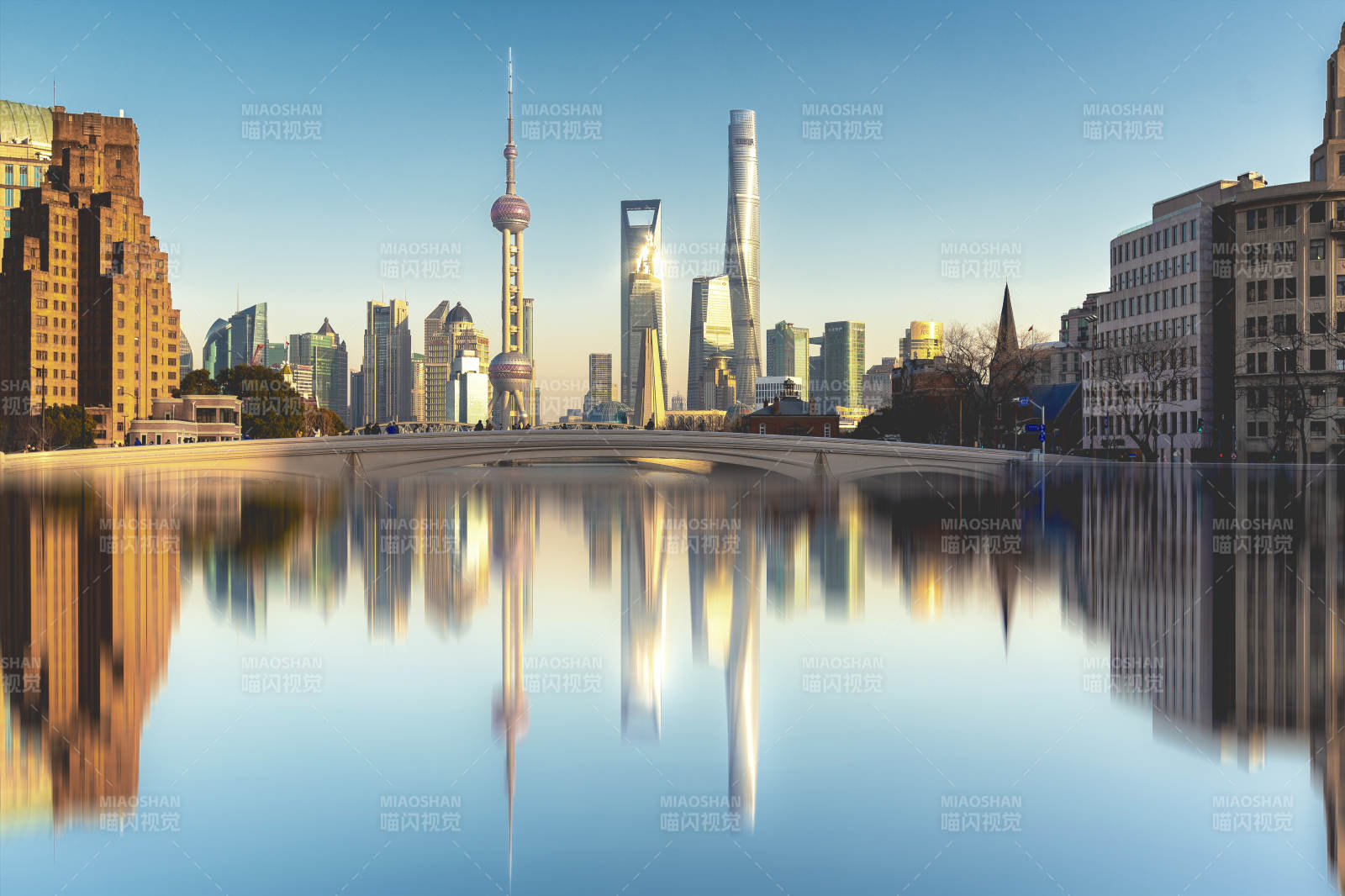 上海天際線倒影