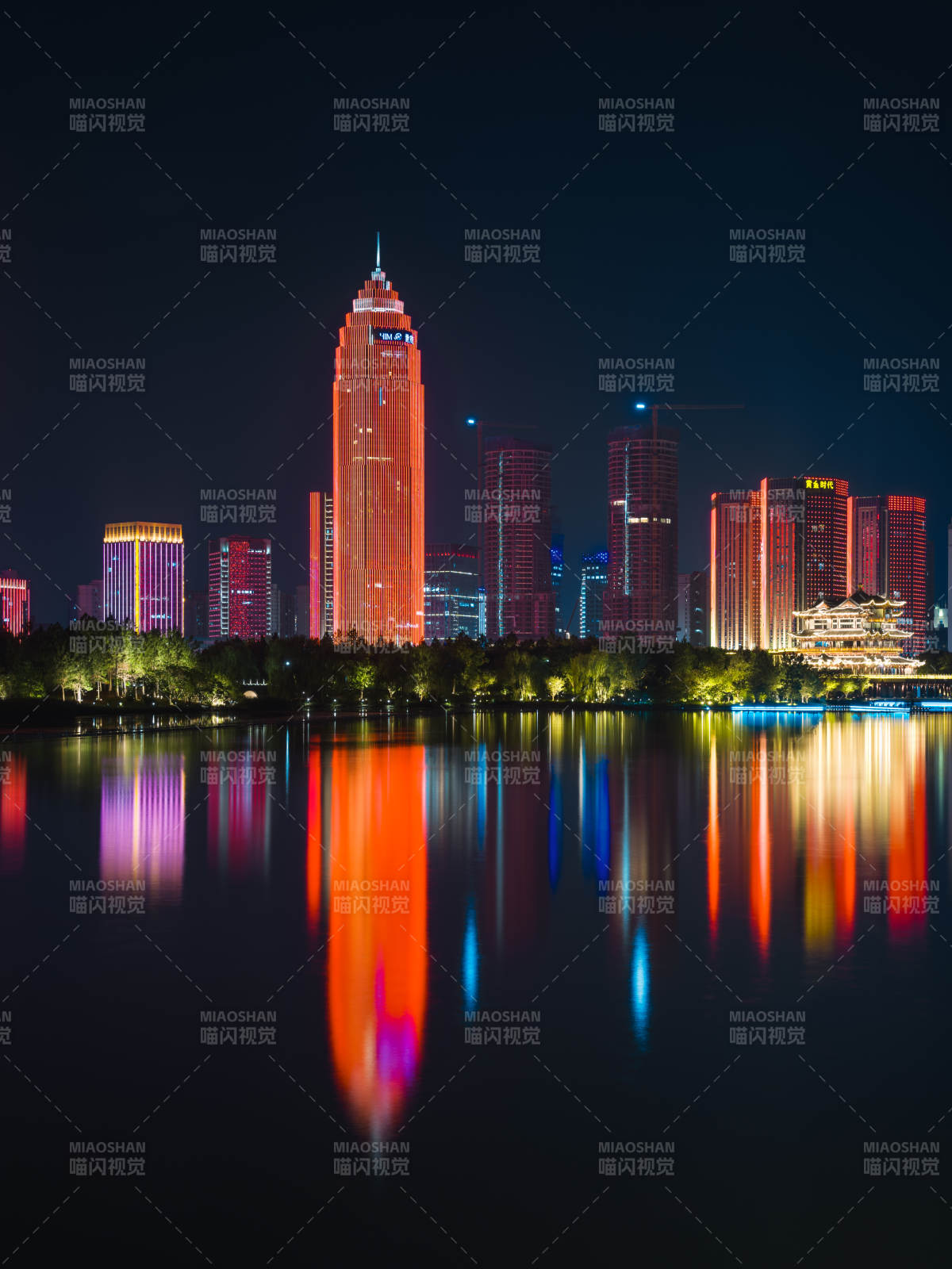 紹興世茂天際中心夜景