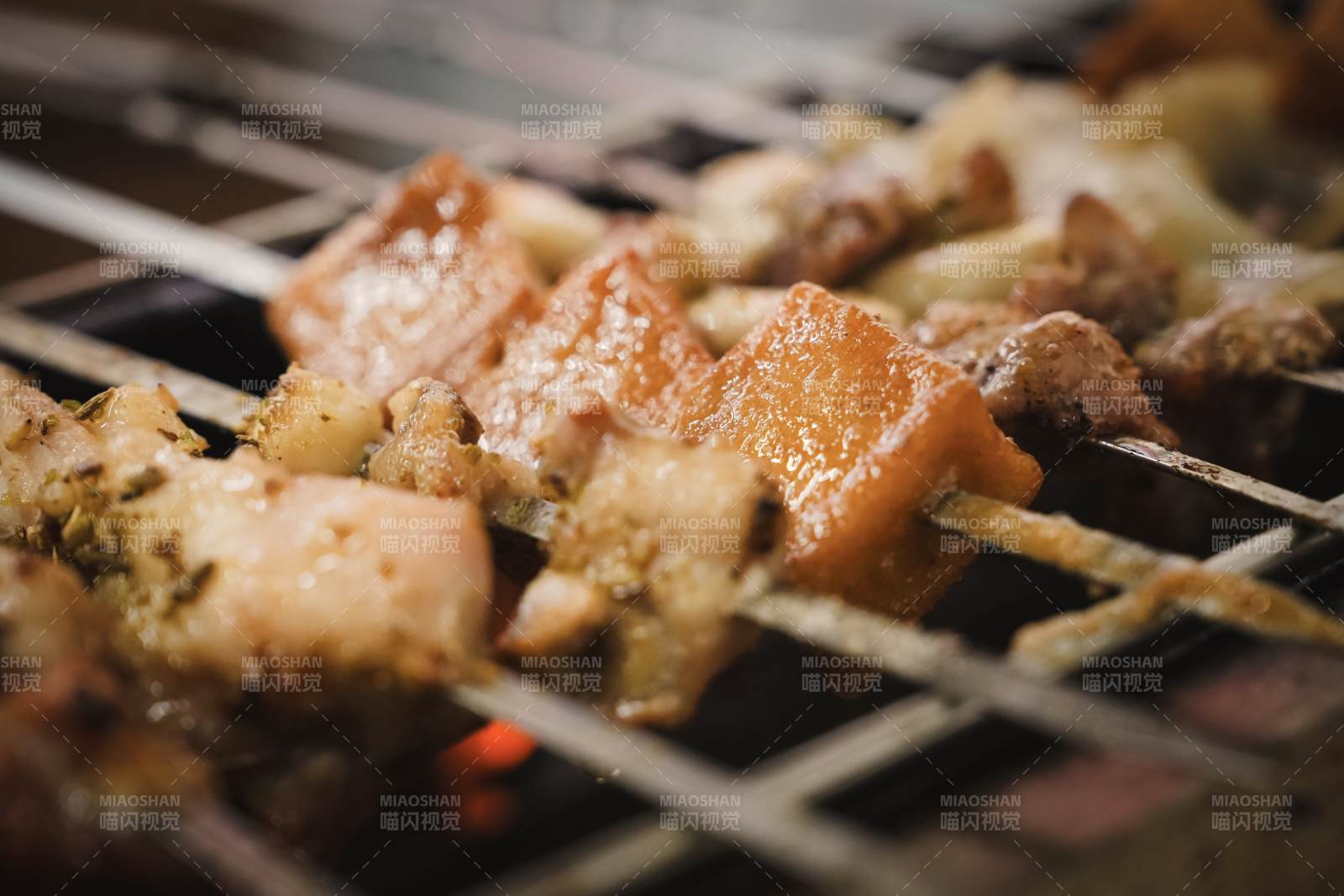 烤串美味誘人