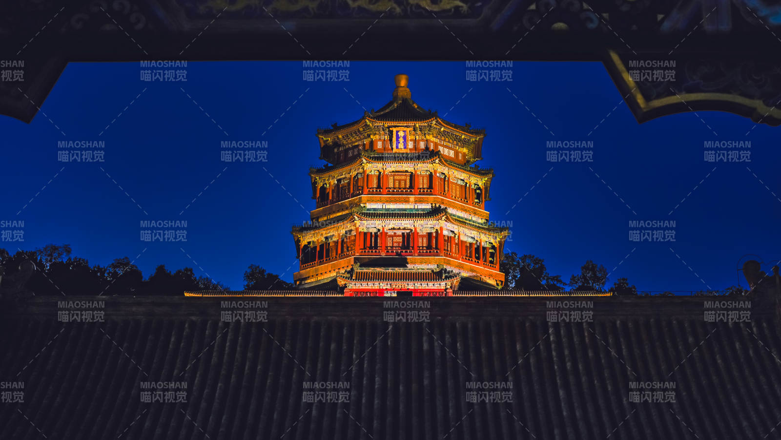 夜色中的頤和園佛香閣