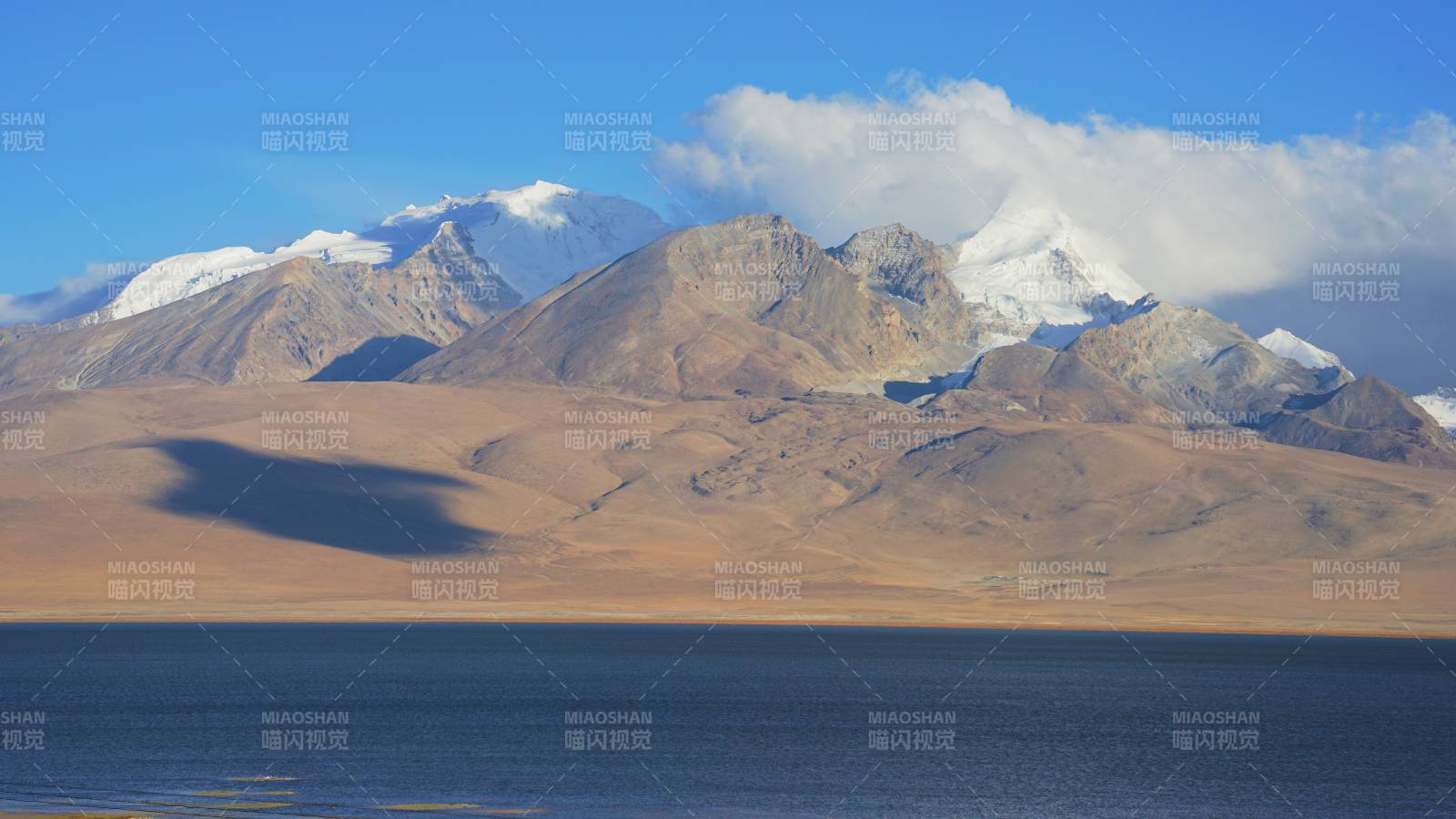 多情錯和卓木拉日雪山