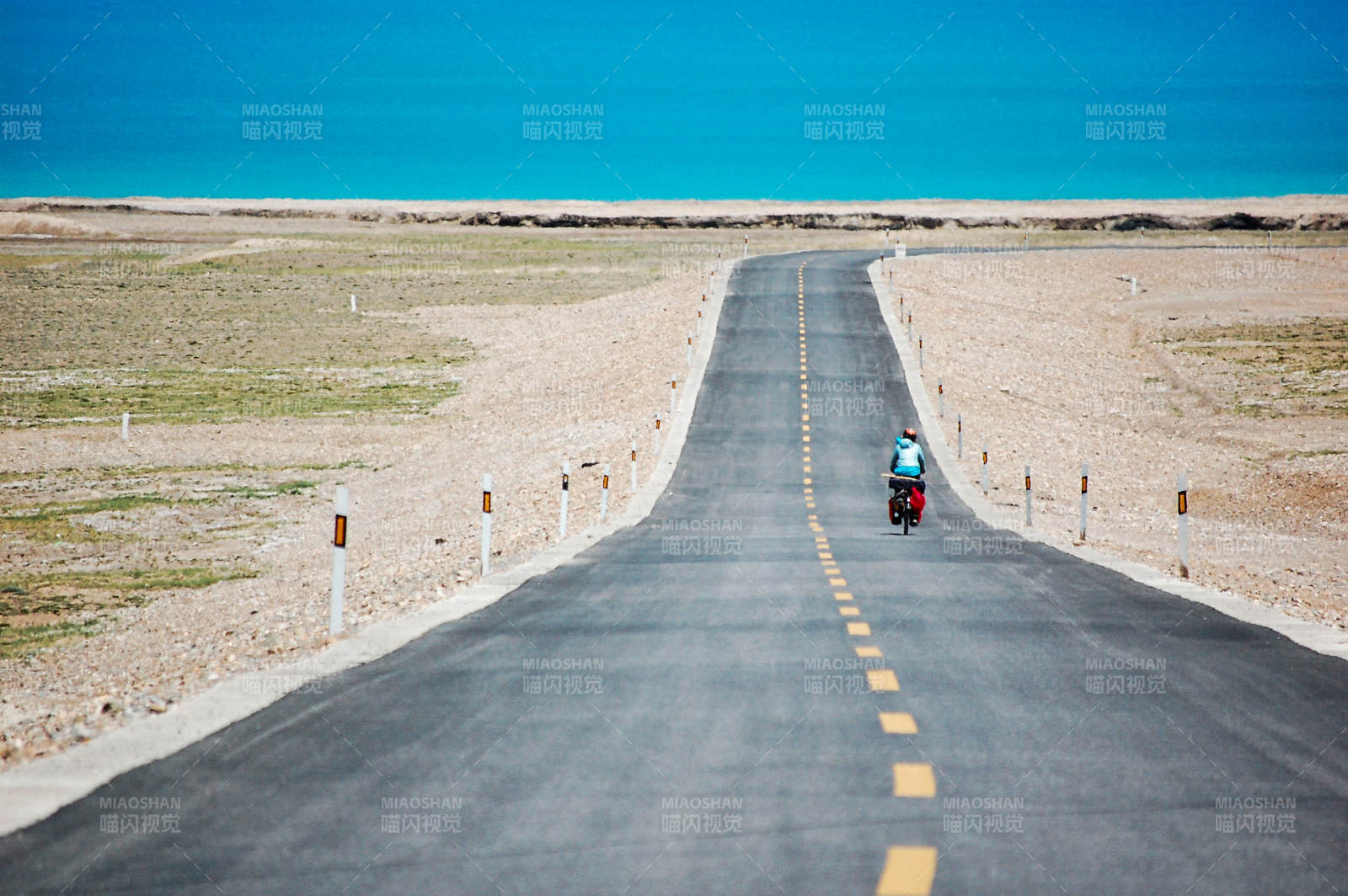 荒漠公路騎行