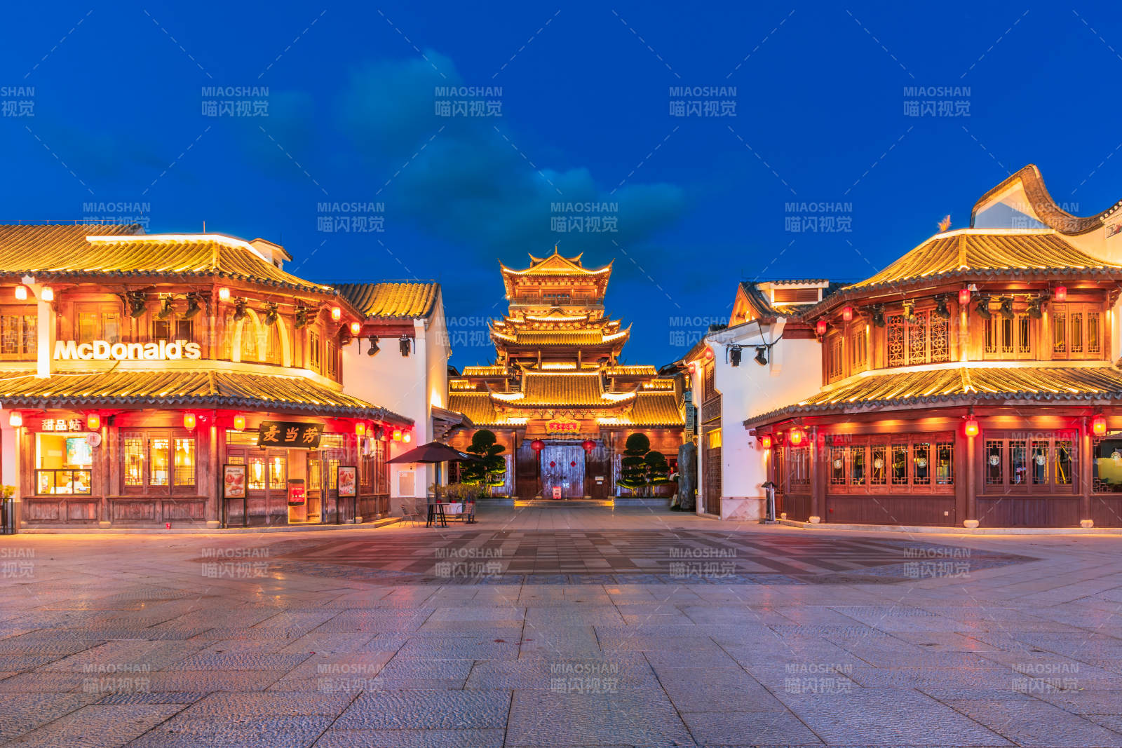 福州閩越水鎮古街夜景 燈火輝煌
