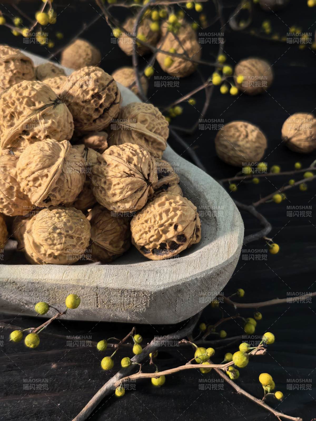 南陀藤與核桃