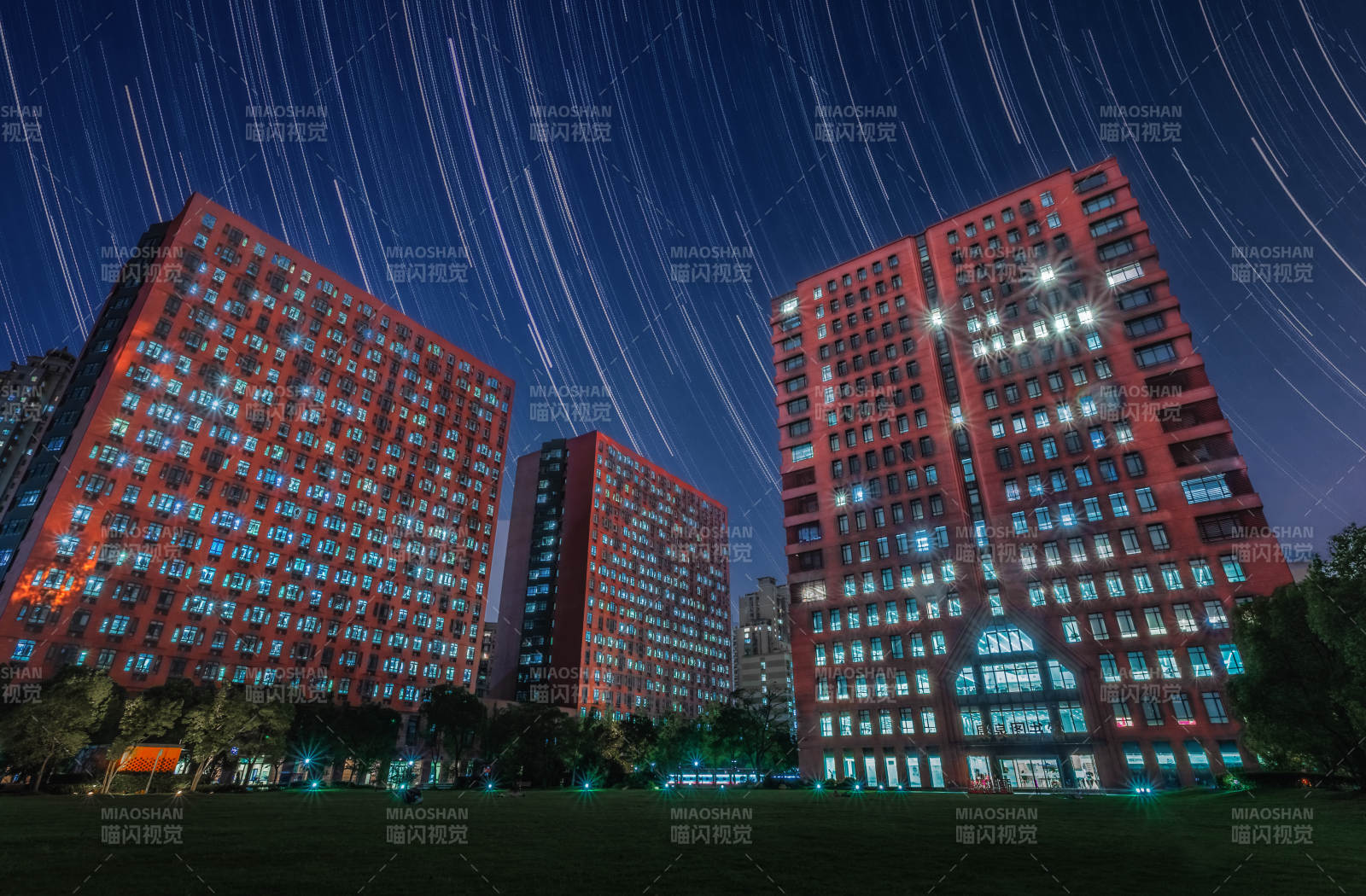 星軌下的城市夜景  星軌  上海