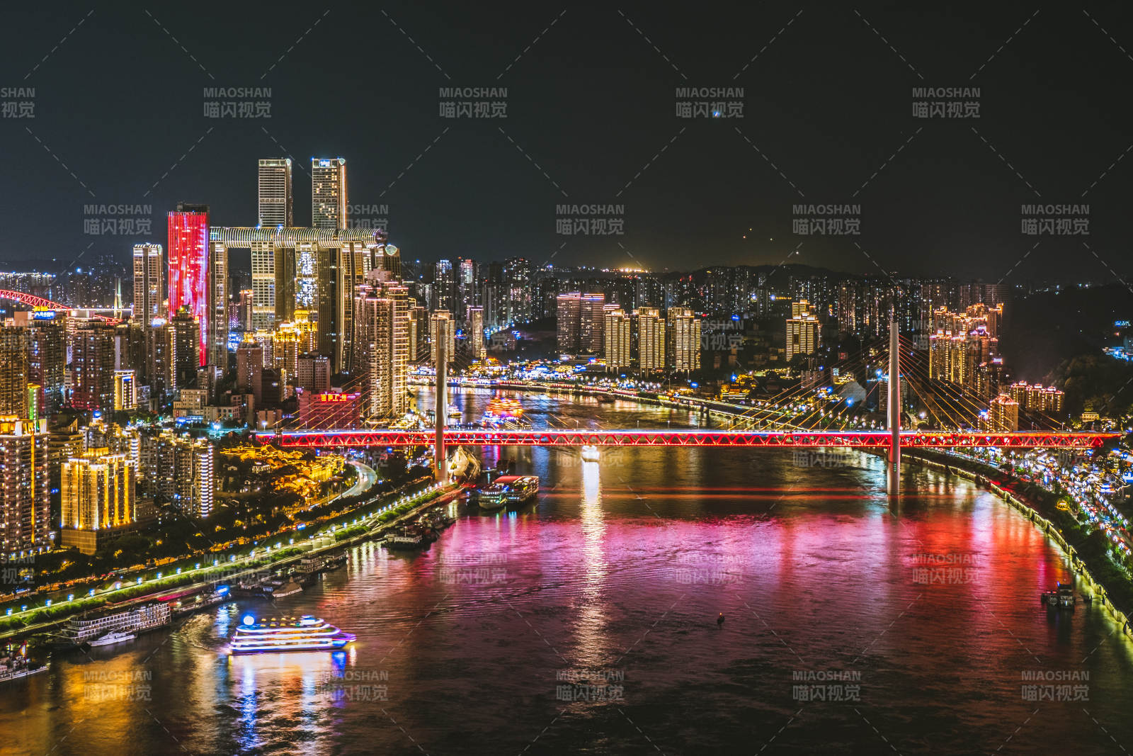 重慶渝中半島和南濱路夜景