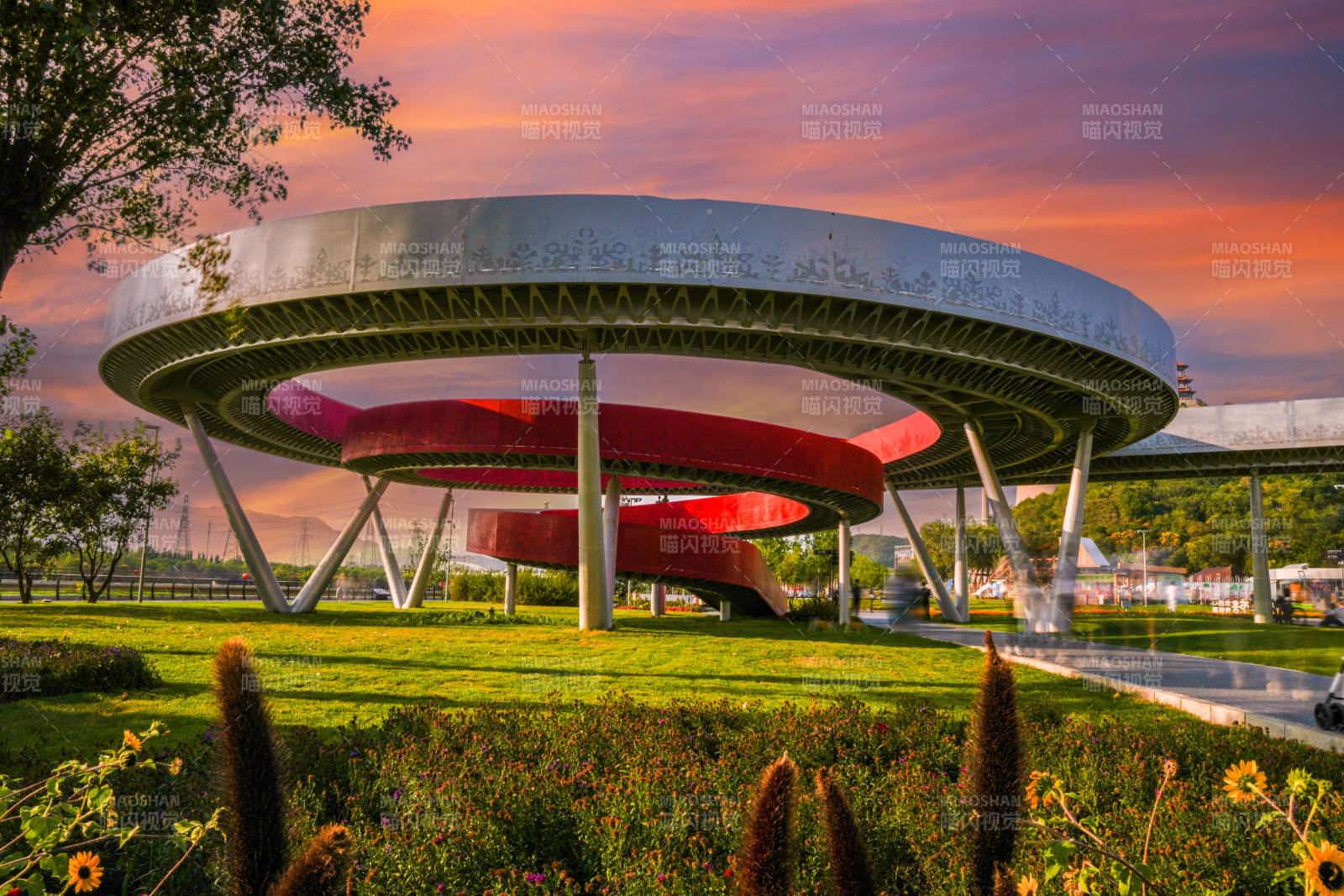 北京首鋼園冬奧之環(huán)日落美景