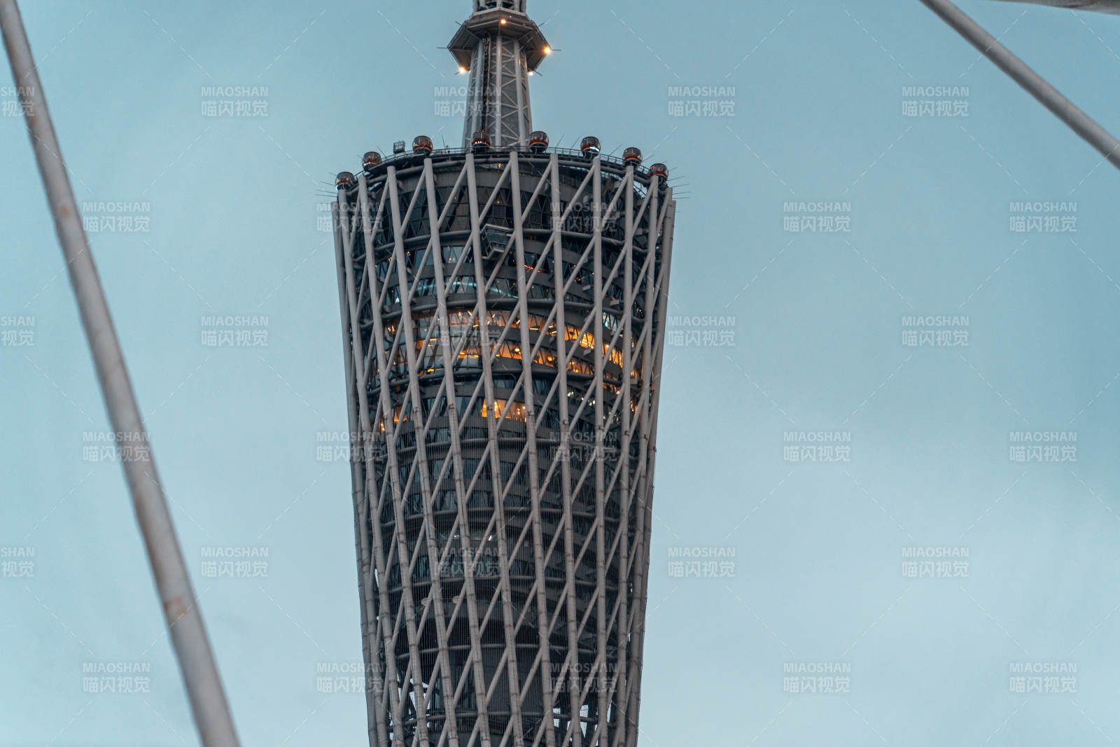 廣州塔塔尖夜景