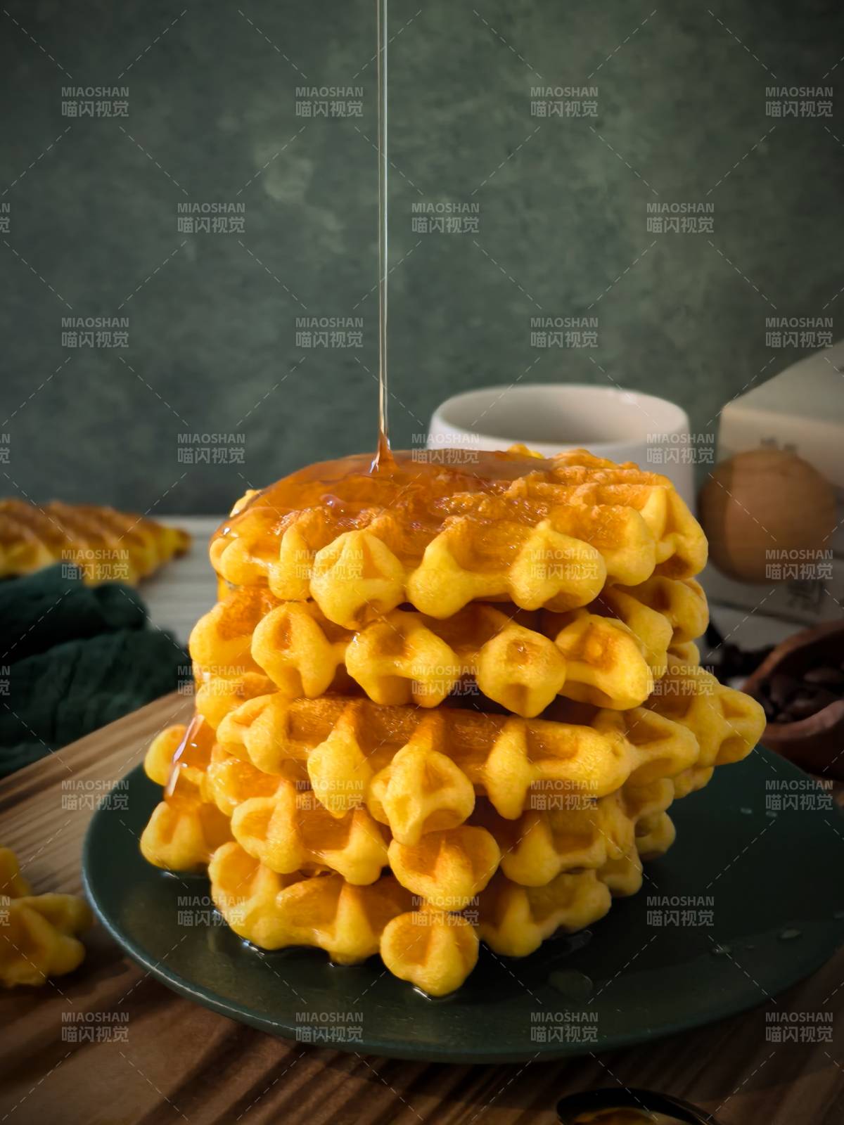 金黃華夫餅淋蜜