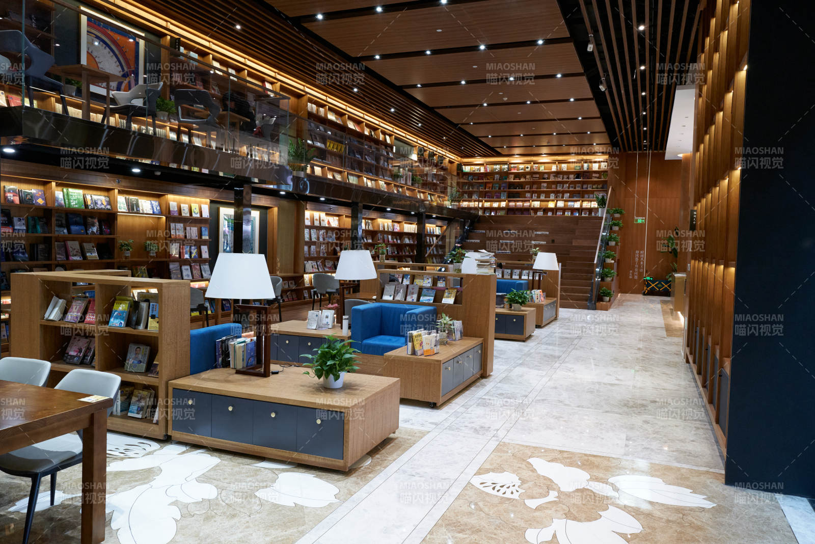 現(xiàn)代書店閱讀空間